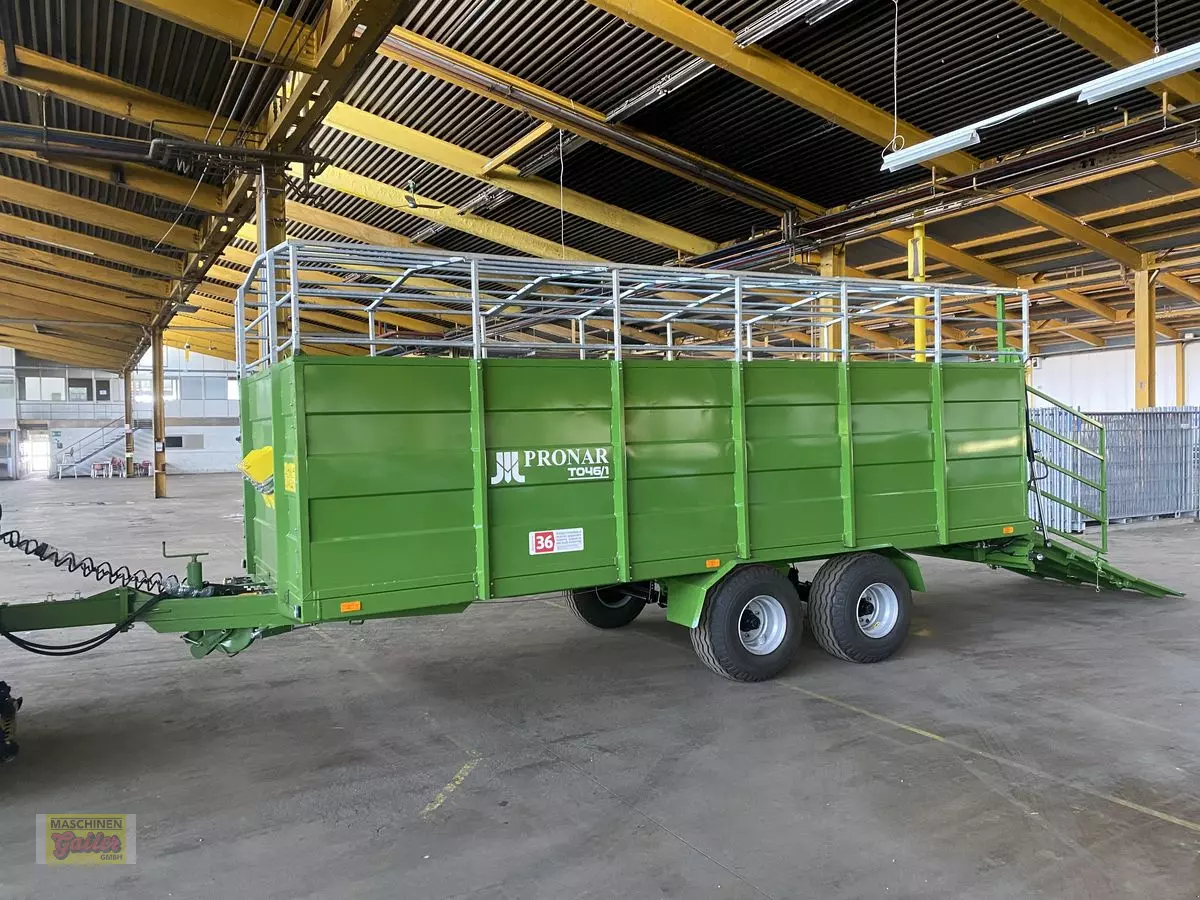 Pronar pronar t046/1 (kurier10) mit hydr. viehtreppe trailer €18,250