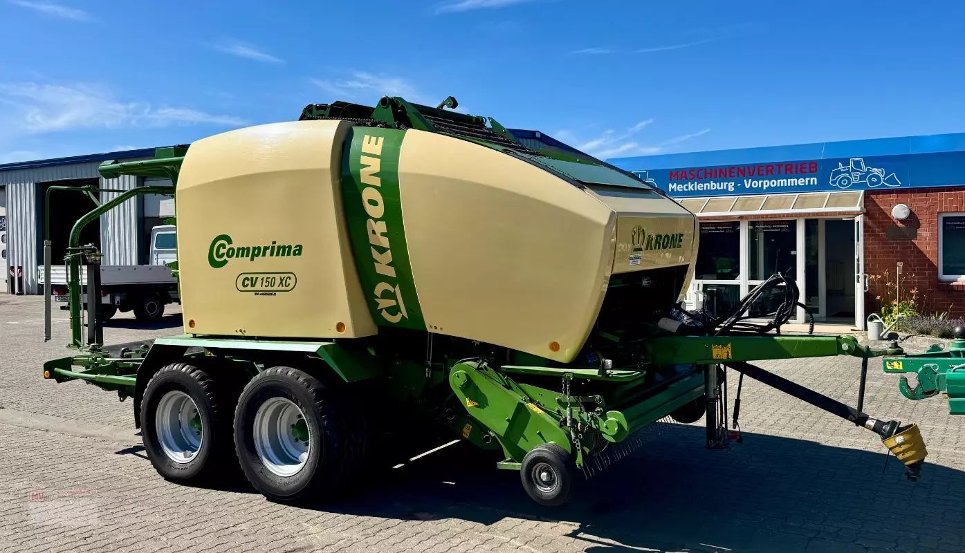 E-FARM: Krone Comprima V 150 XC - Presă de balotat - id M2LJFH4 - 28.999 EUR - Anul: 2016 - Germania