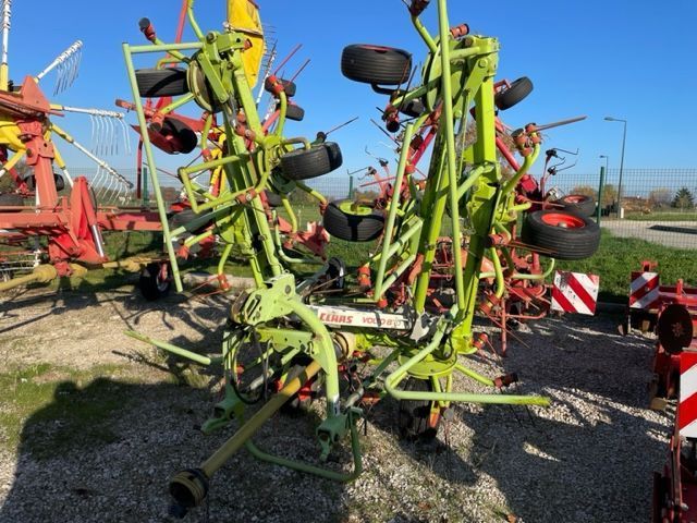 E-FARM: Claas Volto 870 - Tedder - id WLK9ZGC - €5,600 - Year of construction: 2009 - France
