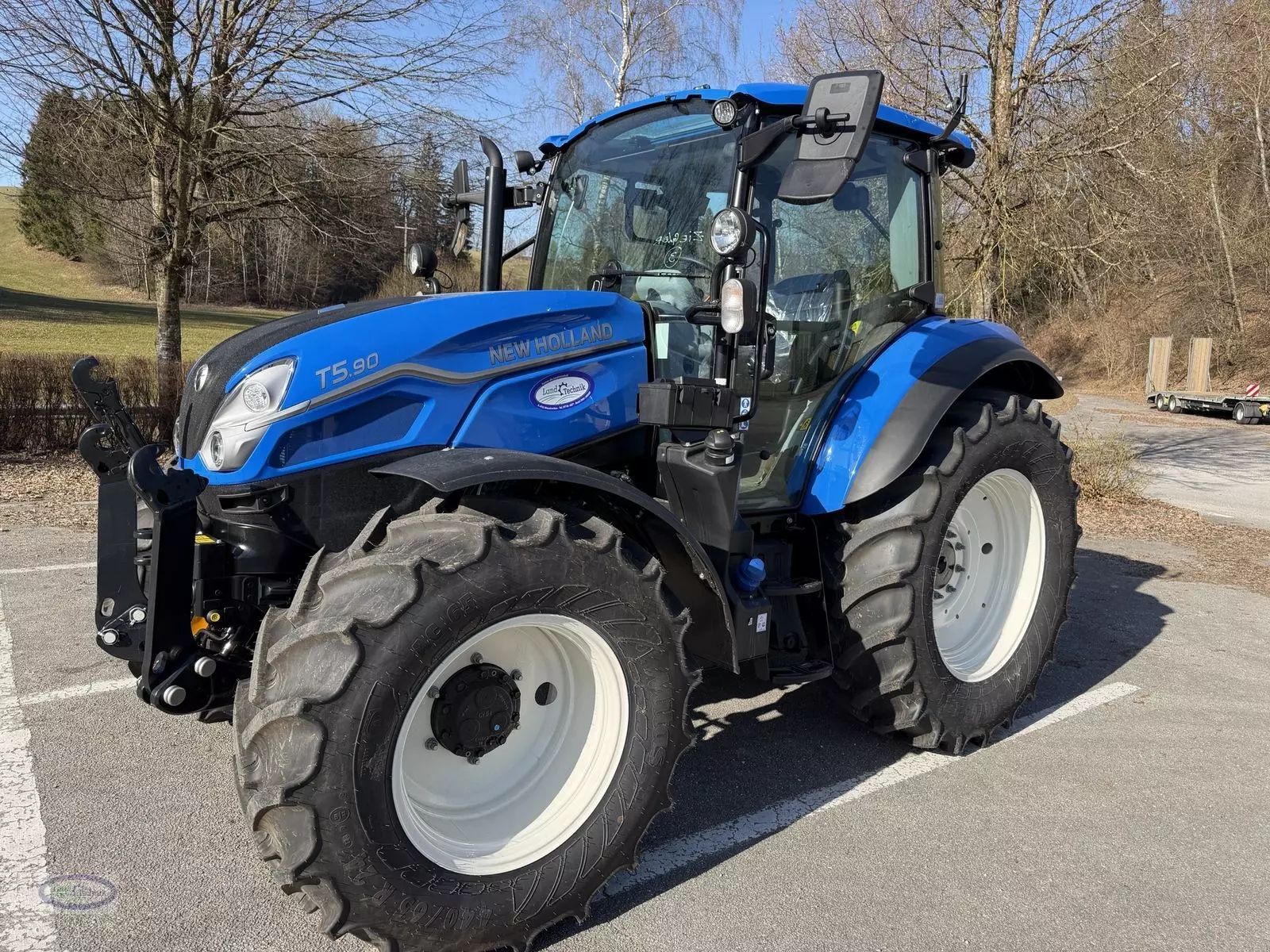New Holland T5.90 Dual Command Traktor 69 158 €