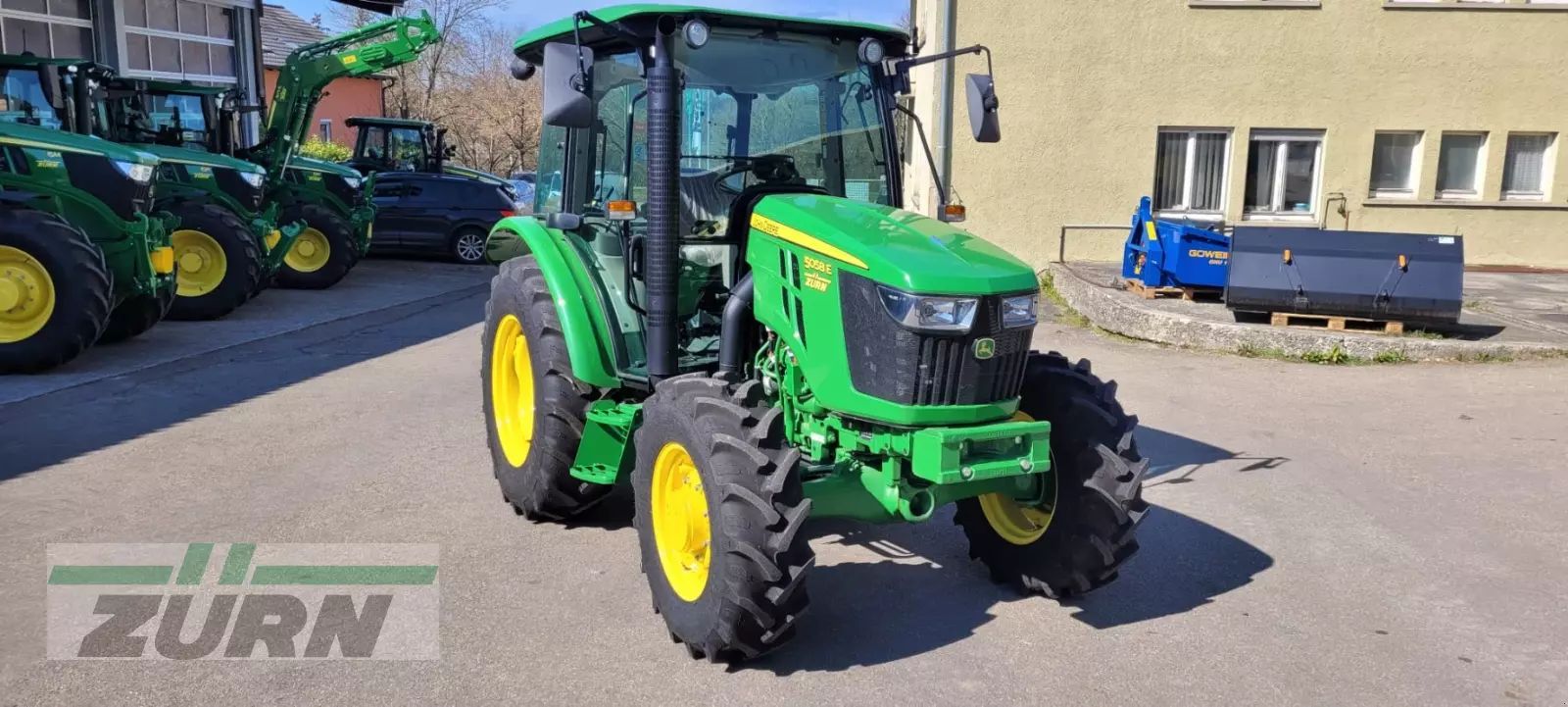 E-FARM: John Deere 5058 E - Traktor - id D5B1DHV - 32 900 EUR - Gyártási év: 2023 - Üzemóra (motor): 10,Motor teljesítménye (LE): 58,Németország