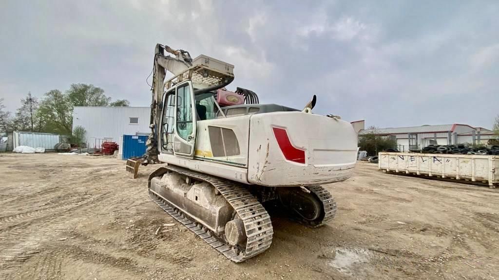 E-FARM: Liebherr r 924 - Ερπυστριοφόρος εκσκαφέας - id HPZKMUG - 33.000 € - Χρονία: 2008 - Γαλλία