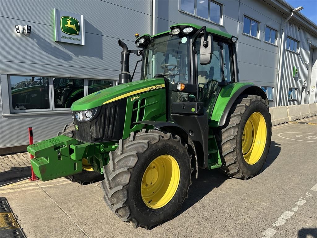 John Deere 6110 M Traktor 69 362 €
