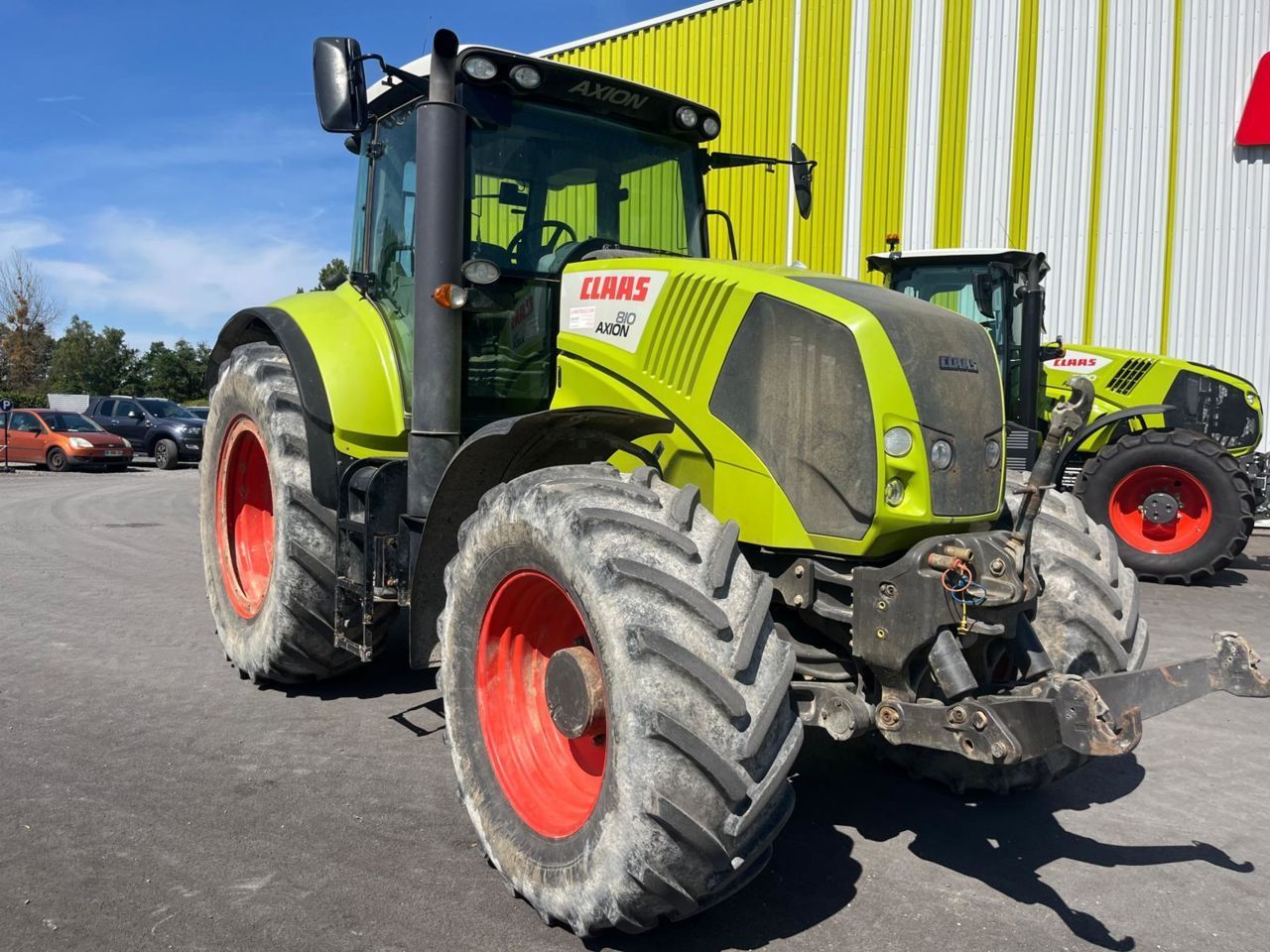 E-FARM: Claas Axion 810 - Tractor - id BVWTVJV - €39,900 - Year of construction: 2011 - Engine hours: 6,850,Engine power (HP): 170,France