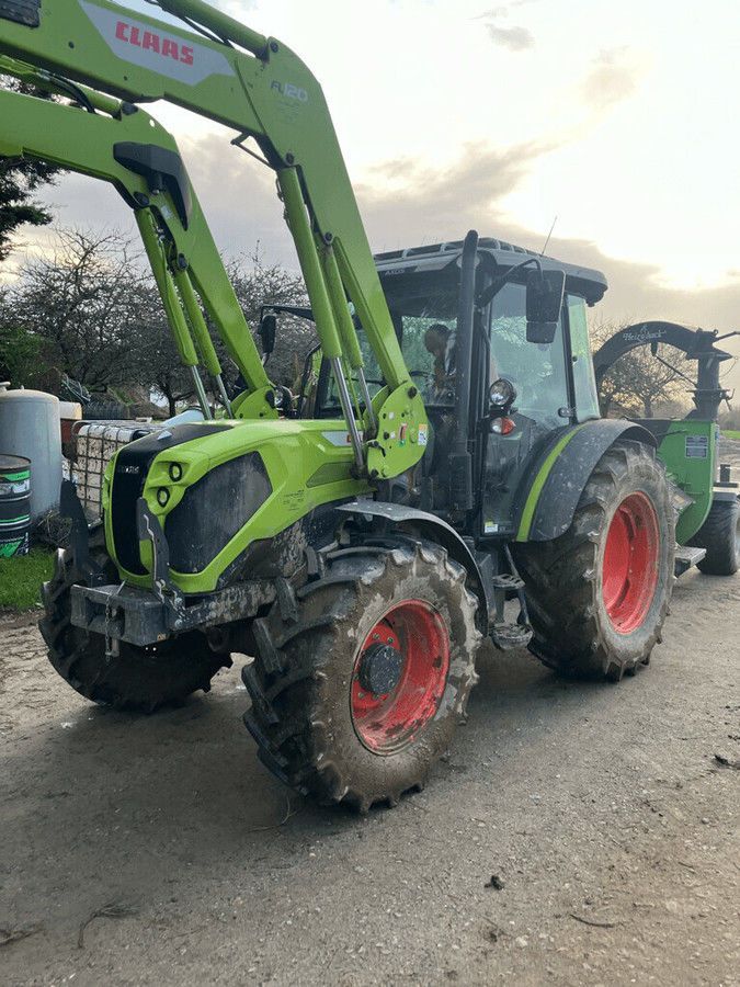 Claas Axos 240 Tractor €58,000
