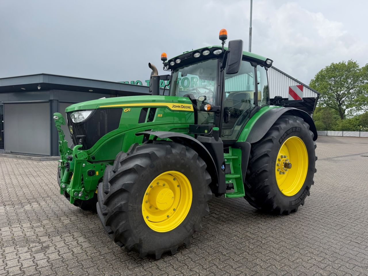 John Deere 6R 155 Tractor €147,500