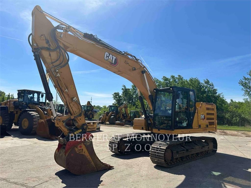 Caterpillar 320 Raupenbagger 122.000 €