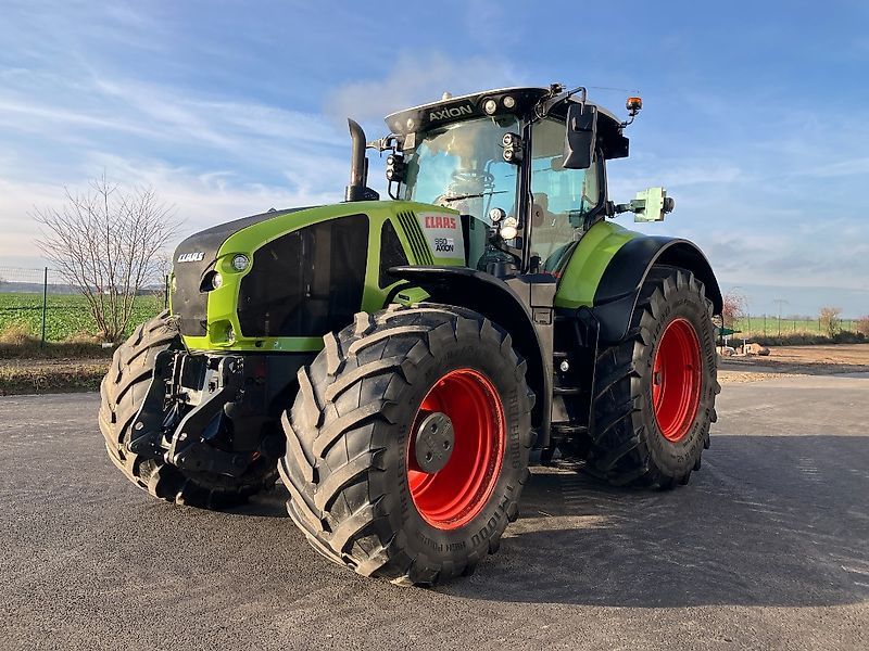 Claas Axion 950 CMATIC CEBIS Tractor €127,250