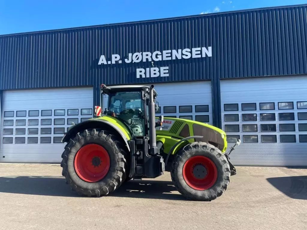 E-FARM: Claas Axion 930 - Tracteur - id GMGSU3P - 133 906 € - Année: 2015 - Lecture du nombre d'heure: 3 500,Puissance du moteur (chevaux): 349,Danemark