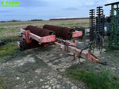 E-FARM: Quivogne rollmot - Presses and roller - id MBKZAZN - €5,500 - Year of construction: 2006 - France