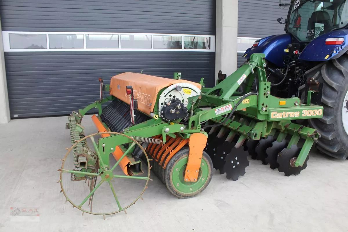 E-FARM: Amazone catros 3000 scheibenegge/sämaschine c-drill 3000 - Power harrow - id ZBPH8KN - €13,186 - Year of construction: 2010 - Austria