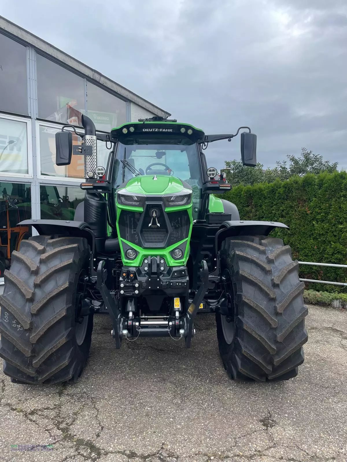 Deutz-Fahr 6180 Tractor