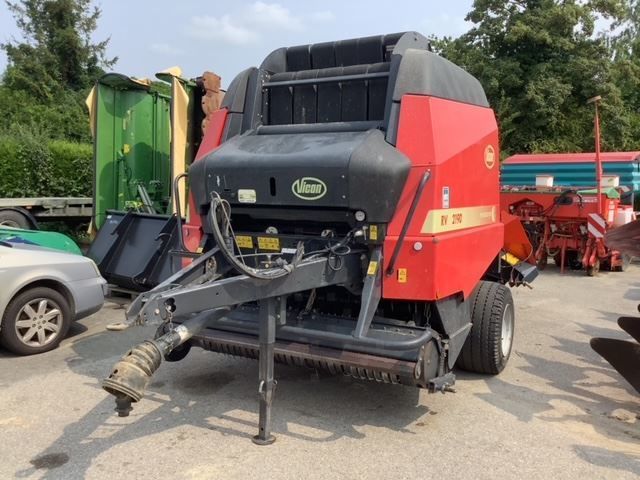 E-FARM: Kuhn VB 2190 - Baler - id U76CZDX - €18,900 - Year of construction: 2008 - France