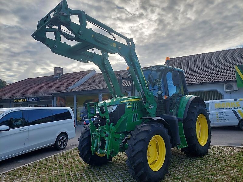 E-FARM: John Deere 6130 M - Traktor - id ECCKNJP - 86.057 € - Baujahr: 2021 - Abgelesene Motorstunden: 1.923,Motorleistung (PS): 156,Slowenien