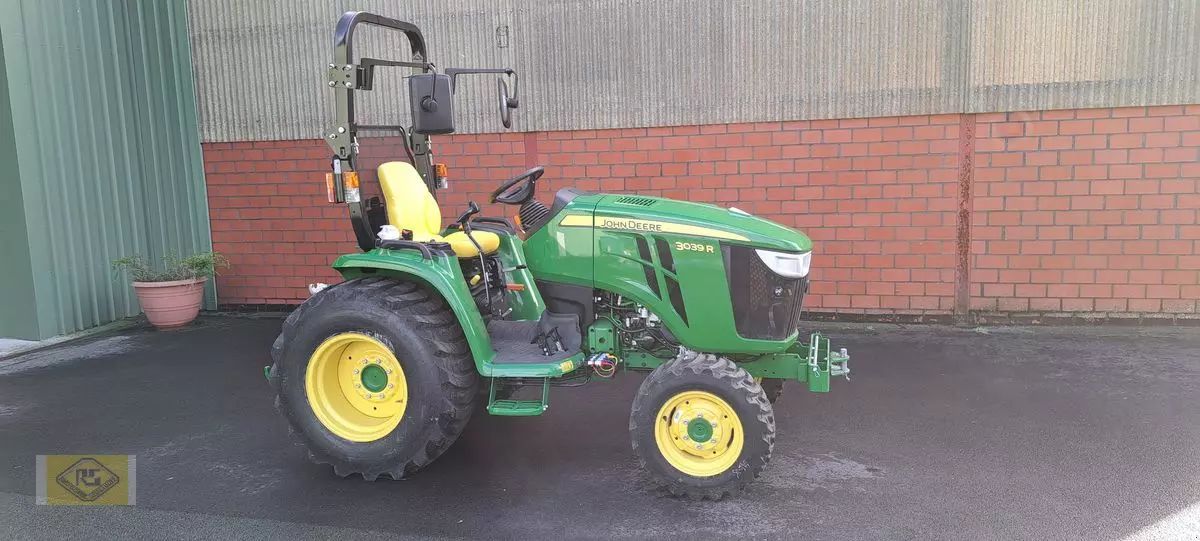 John Deere 3039 R Tracteur 32 941 €