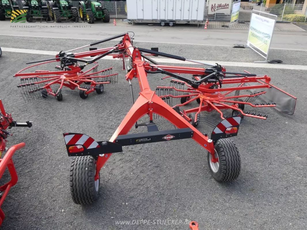 E-FARM: Kuhn GA 8030 - Rastrillo - id BBFFNK6 - 28.500 € - Año: 2022 - Alemania