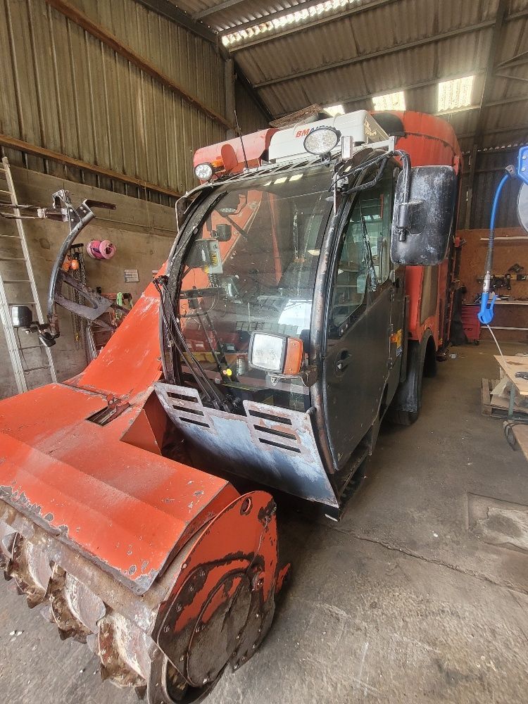 Kuhn spv 17.1 Przyczepa do mieszania paszy 39 000 €