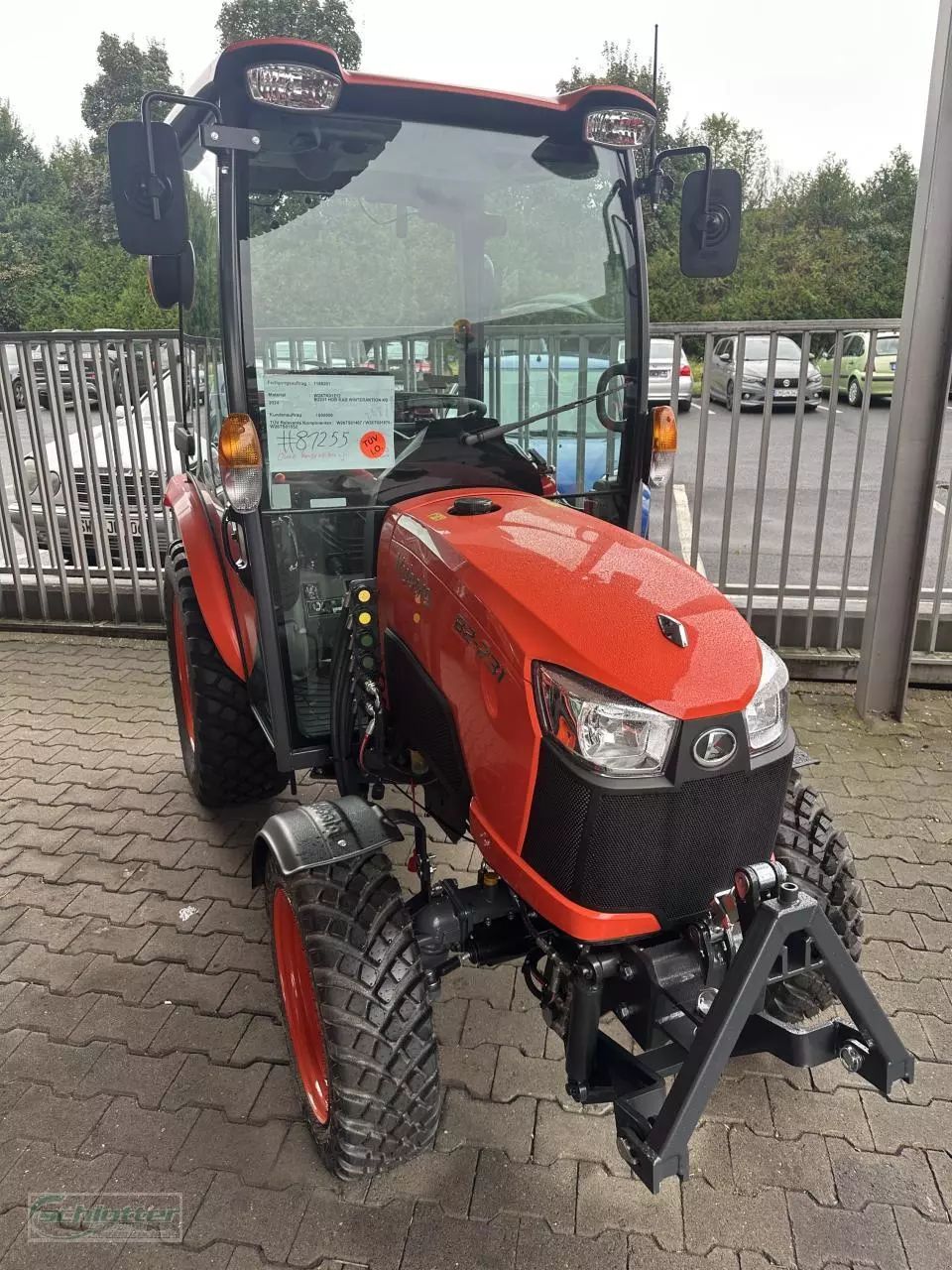 E-FARM: Kubota b2231hc winter - Tractor - id F2GDATB - 27.975 € - Año: 2024 - Horas: 5,Potencia del motor: 22,Alemania