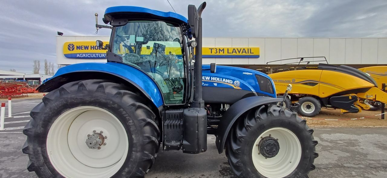 New Holland T7.210 Tractor €58,500