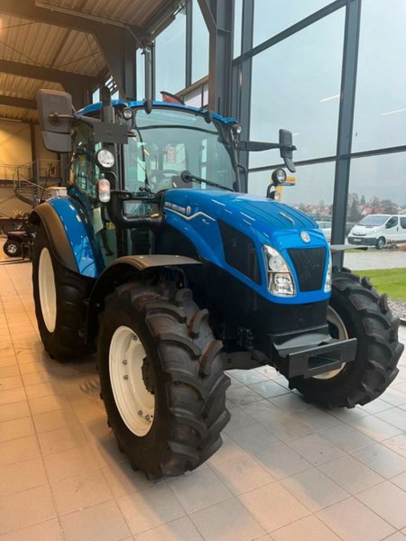 New Holland T5.100 tractor €69,591