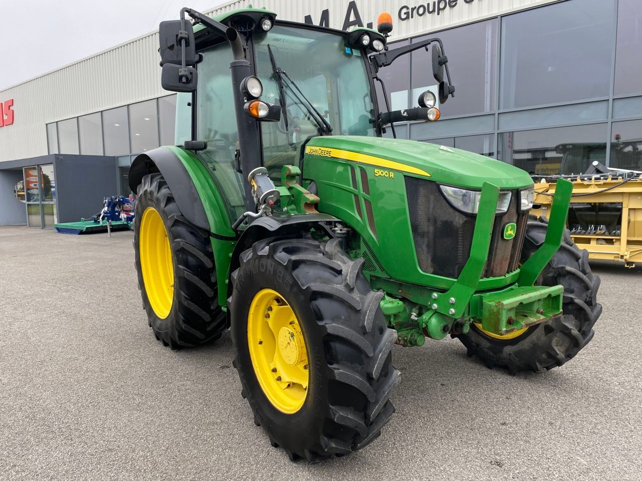 E-FARM: John Deere 5100 R - Traktor - id 6NKT8PZ - 52 000 € - Rok výroby: 2018 - Hodiny motoru: 2 717,Výkon motoru (HP): 100,Francie