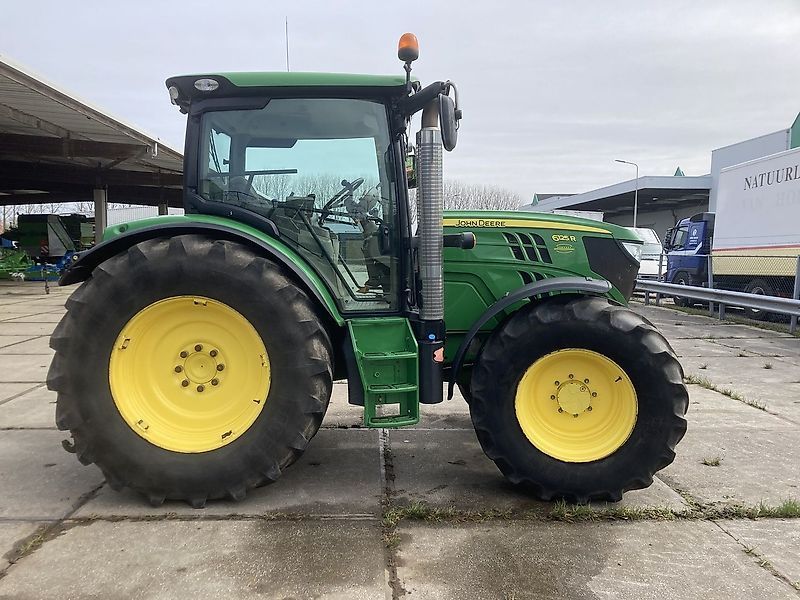 John Deere 6125 R Tractor €55,000