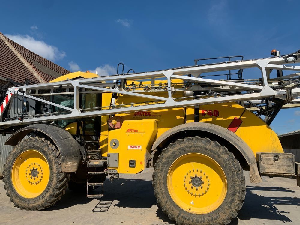 E-FARM: Artec f40 - Sprayer - id WR2PIYC - €155,000 - Year of construction: 2017 - Engine hours: 3,200,France