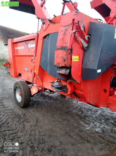 E-FARM: Kuhn altor 6070 - Feeder other - id M5NYGER - €8,000 - Year of construction: 2012 - France