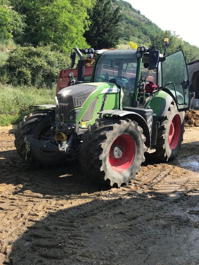 E-FARM: Fendt 720 Vario PowerPlus - Tracteur - id ZJ8QFRV - 138 000 € - Année: 2020 - Lecture du nombre d'heure: 2 300,Puissance du moteur (chevaux): 200,France