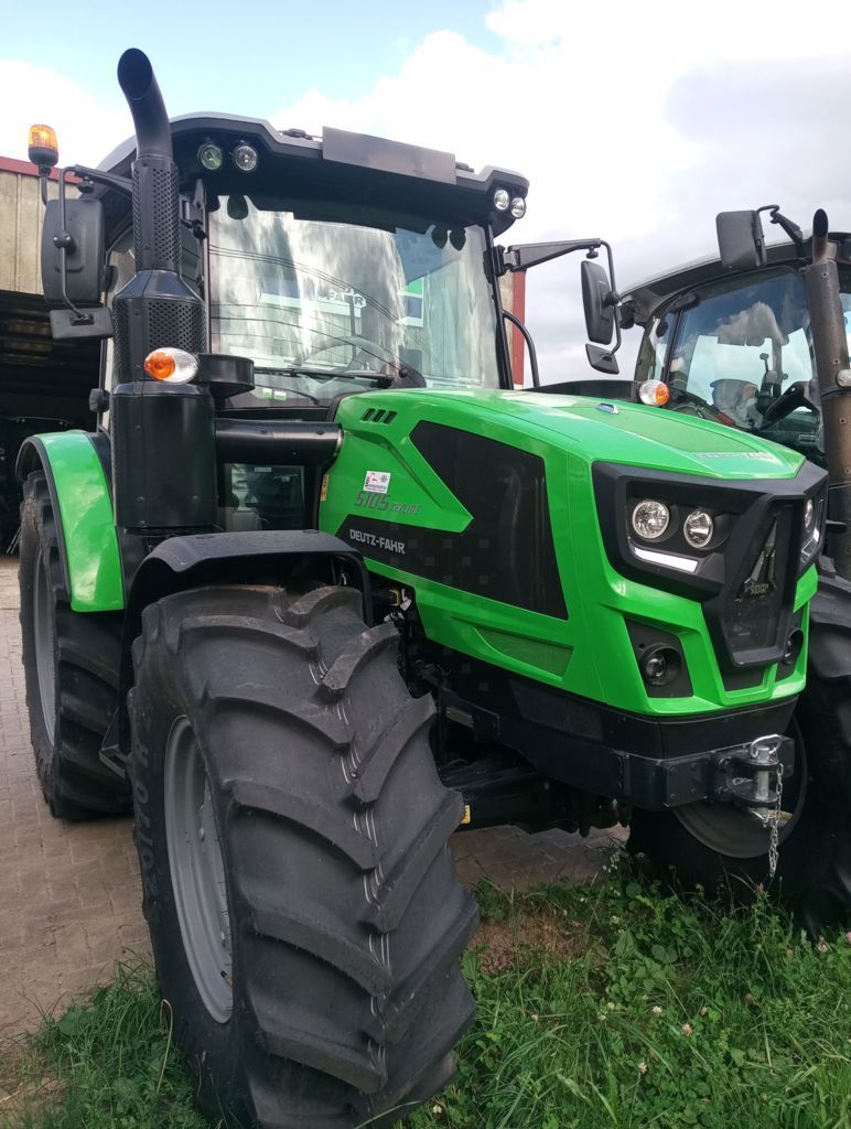 E-FARM: Deutz-Fahr 5105 - Tractor - id WBEFHN3 - Año: 2025 - Horas: 2,Potencia del motor: 105,Francia