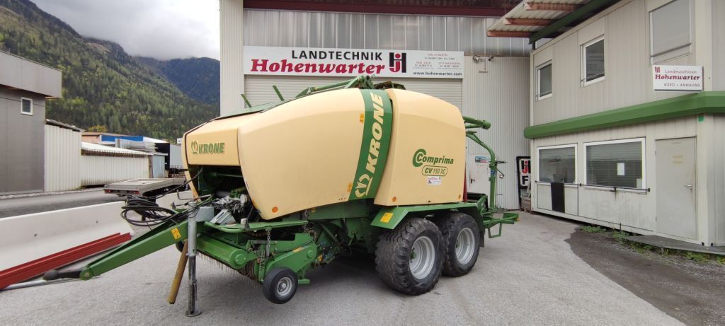 Krone Comprima CV 150 XC Baler €29,000