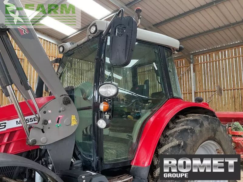Massey Ferguson 5713 s d4 ef mr Tractor 51.250 €