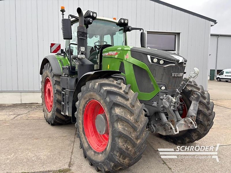 Fendt 936 Vario Profi Plus Tractor €244,885