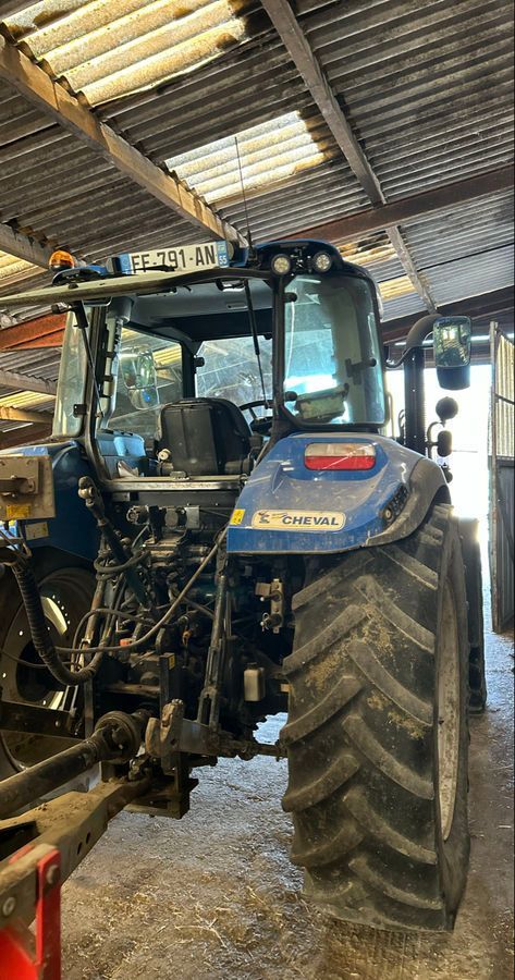 New Holland T5.100 Tractor €54,000