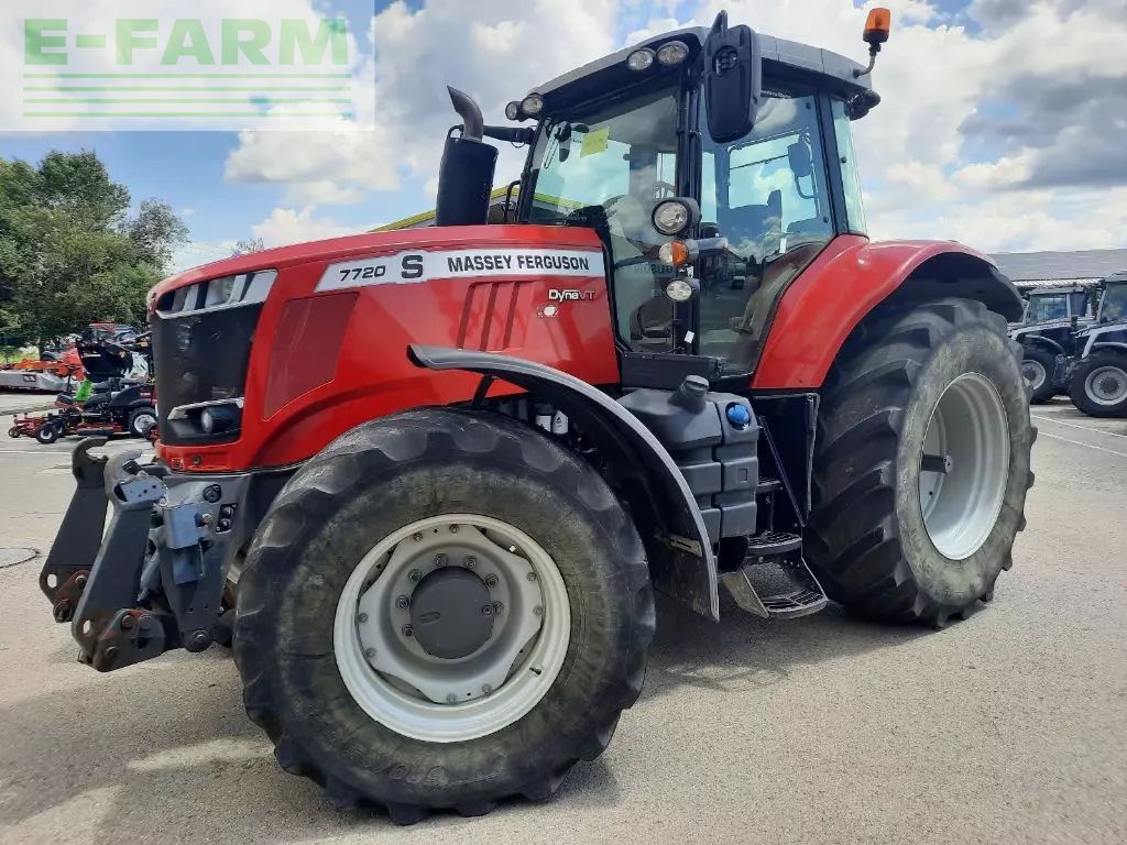 Massey Ferguson 7720 S Traktor 90 000 €