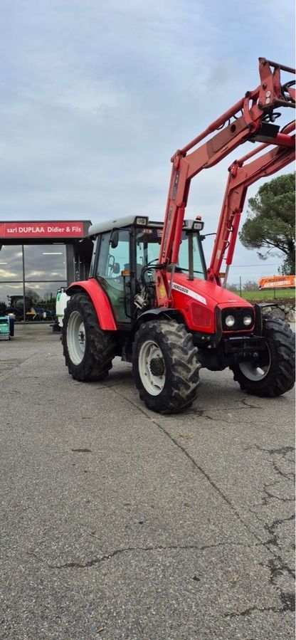 Massey Ferguson 5445 Traktor 25 000 €