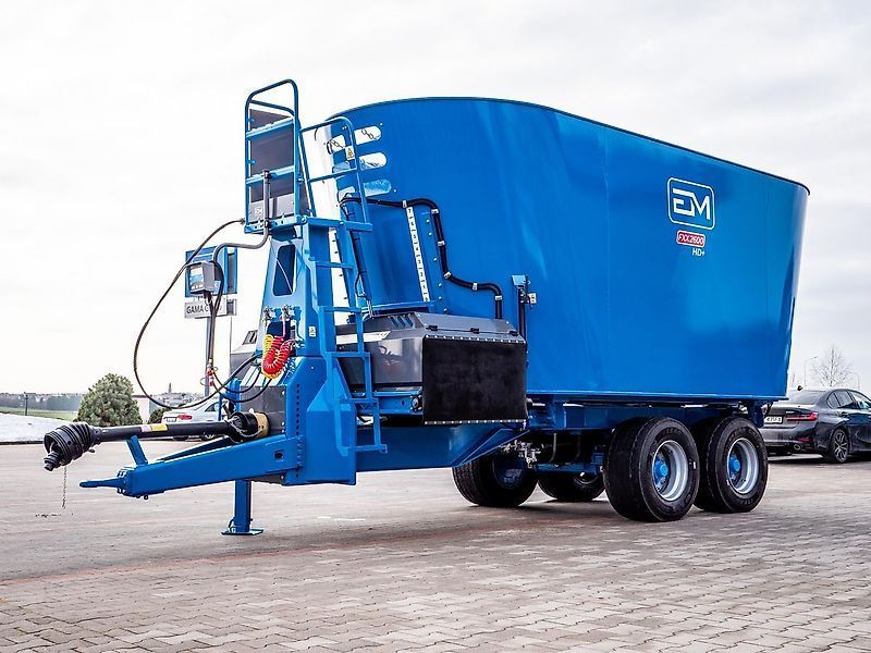 Euromilk fxx 2600 hd -hybrid Mixer feeder