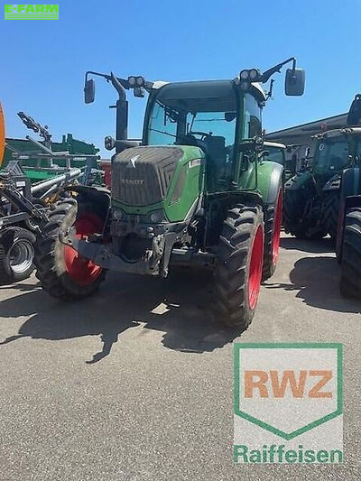 E-FARM: Fendt 310 Vario - Tractor - id YRREM34 - €60,000 - Year of construction: 2015 - Engine hours: 4,890,Engine power (HP): 103,Germany