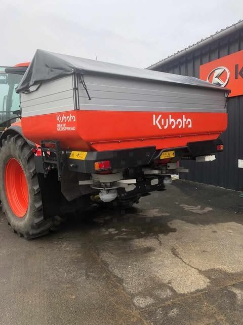 E-FARM: Kubota dsx-w geospread - Rozsiewacz nawozów - id ZWMGTGN - 16 000 € - Rok produkcji: 2021 - Francja