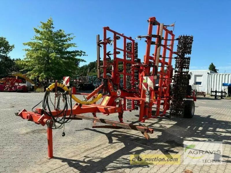 E-FARM: Rau saatbeetkombination - Drilling machine combination - id 5RKHCXE - €3,990 - Year of construction: 1999 - Germany