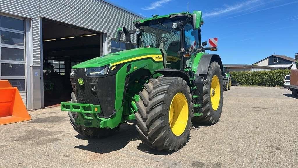 John Deere 8R 370 Trattore