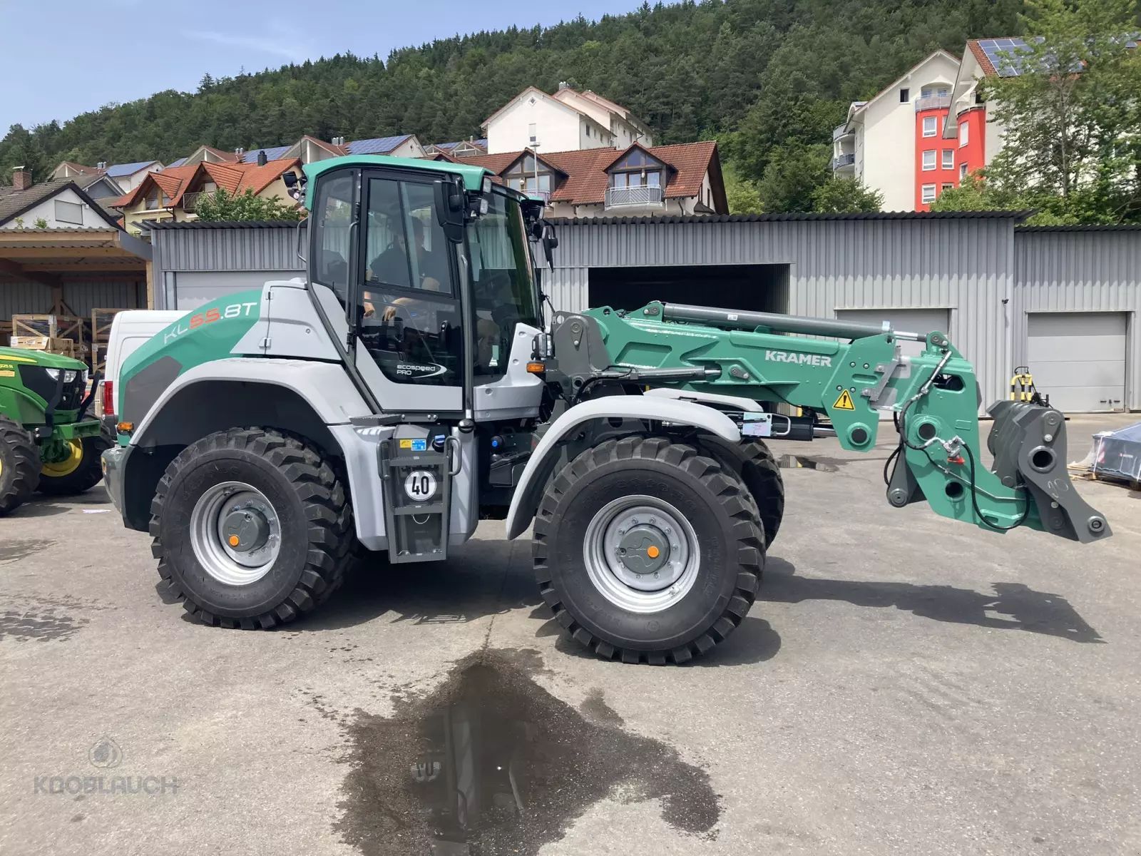 E-FARM: KRAMER KL55.8T - Chargeur télescopique  - id IPSUIQS - 132 185 € - Année: 2023 - Lecture du nombre d'heure: 5,Puissance du moteur (chevaux): 156,Allemagne