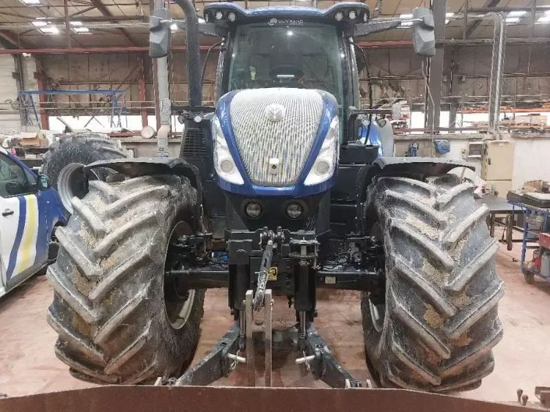 E-FARM: New Holland T7.270 - Traktor - id VRQDXPP - Baujahr: 2023 - Abgelesene Motorstunden: 959,Frankreich