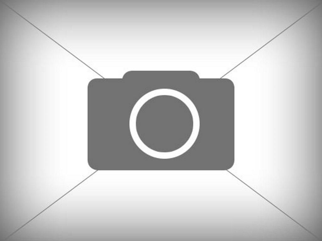 John Deere 6150 R Tractor €50,000