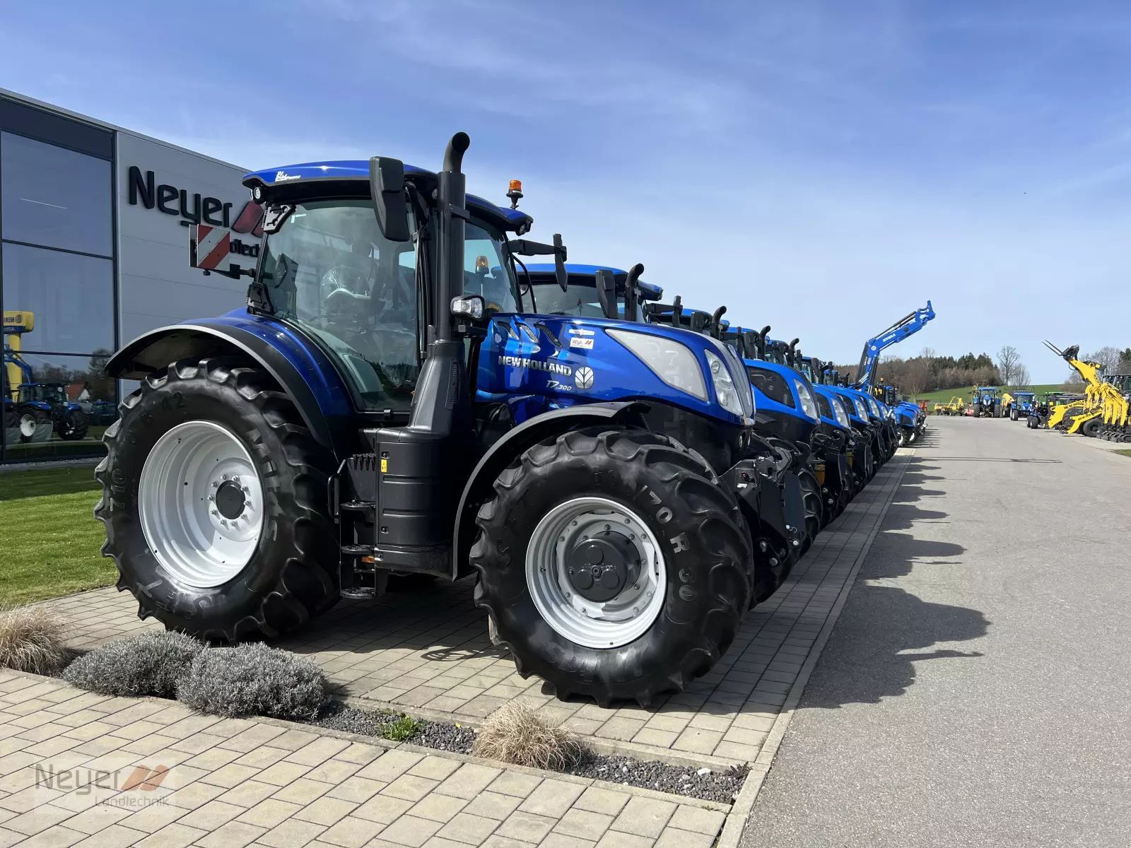 E-FARM: New Holland T7.300 - Traktor - id MSRQHB9 - 192.990 € - Baujahr: 2023 - Motorleistung (PS): 280,Deutschland