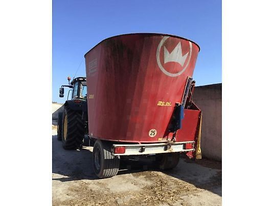 SILOKING compact 14 Mixer feeder €8,500