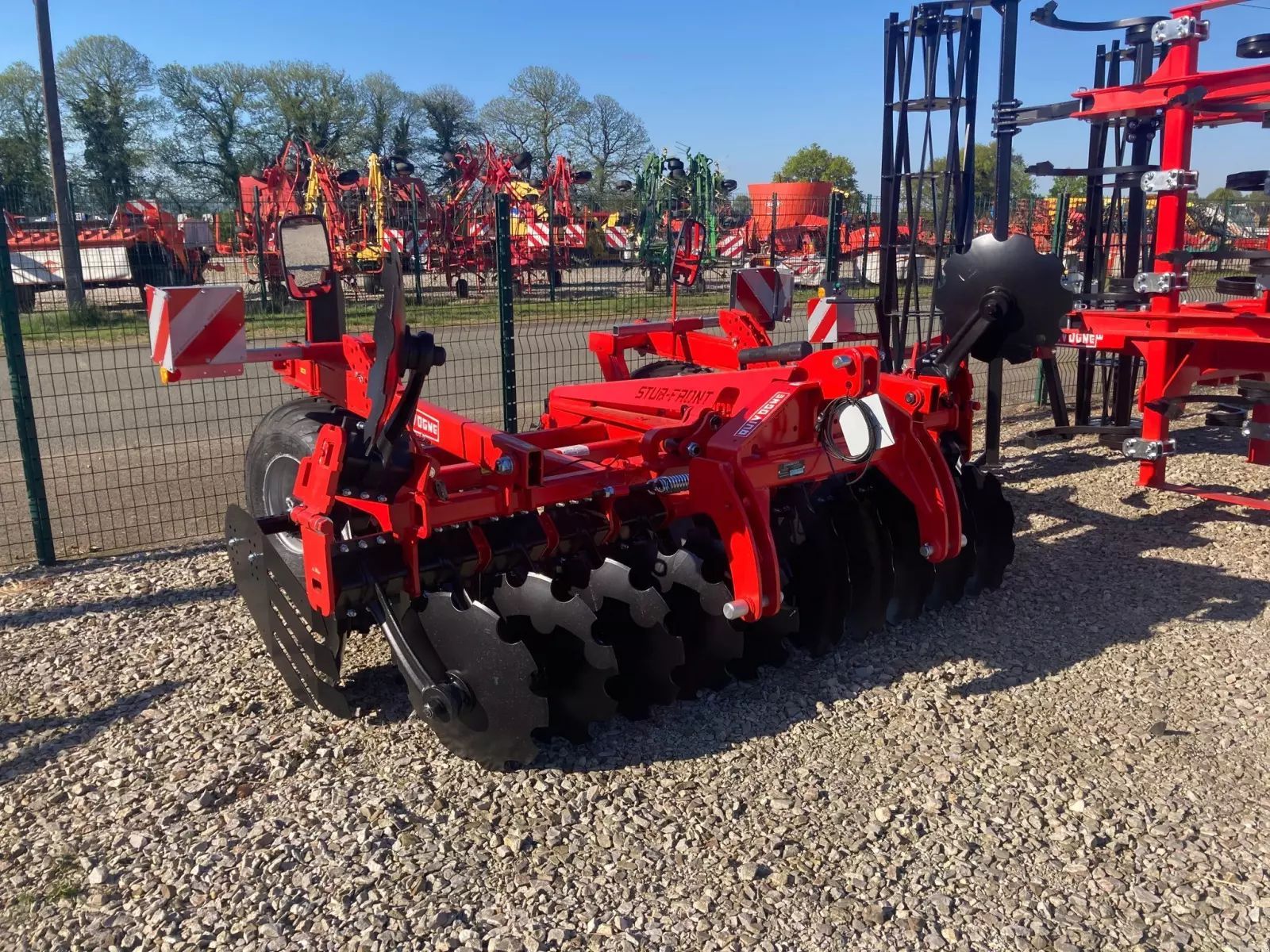 E-FARM: Quivogne dechaumeur a disques - Cultivator - id D9GQ2BG - €13,500 - Year of construction: 2025 - France