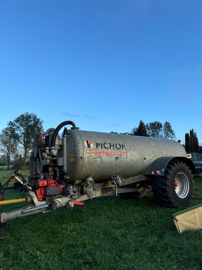 E-FARM: Pichon tci 11350 - Epandeur à lisier automoteur - id KZNRAMM - 24 000 € - Année: 2014 - France