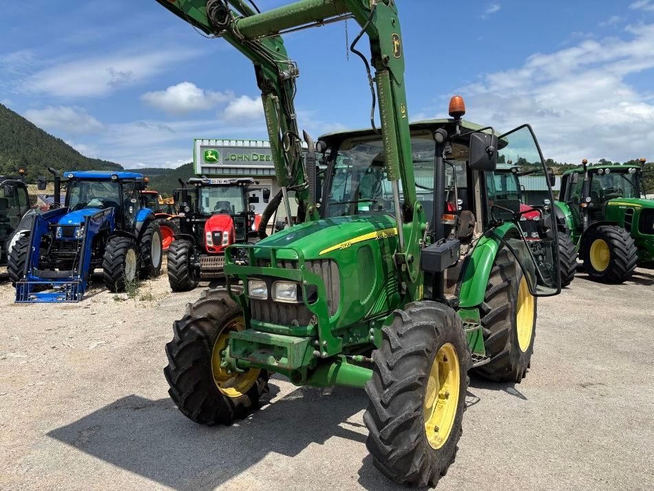 E-FARM: John Deere 5620 - Tractor - id VTGMSPF - 26.000 € - Año: 2003 - Horas: 9500,Potencia del motor: 75,Francia