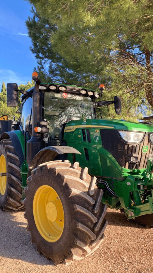 E-FARM: John Deere 6R 145 - Tracteur - id ZXIG9EM - 129 000 € - Année: 2022 - Lecture du nombre d'heure: 526,Puissance du moteur (chevaux): 145,France